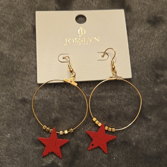 Josslyn Red Star Gold Hoop Earrings - Picture 1 of 3